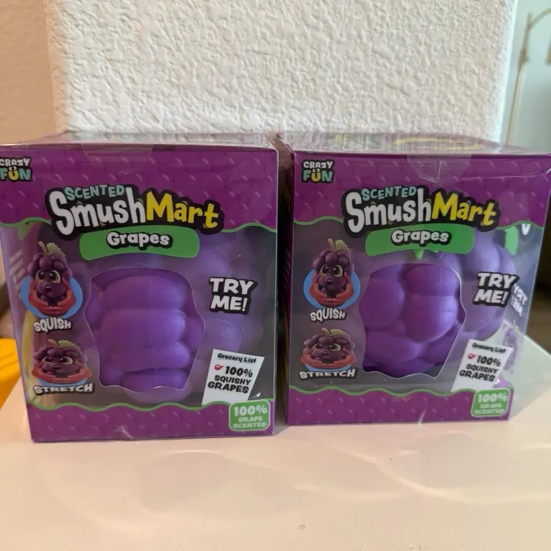 Smush mart Grapes Squishy