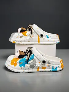 New Outdoor Sports Men's Eva Clogs Couple Beach Slippers Thick Sole Non-Slip Breathable Soft Bottom Camping Sandals Fashion Trendy Slip-On Slide Footwear