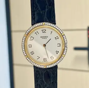 Hermès Vintage 33.5mm Quartz - White Dial, Leather Strap, Two-Tone & Diamond-Set Caseback Ladies Watch MWT000601