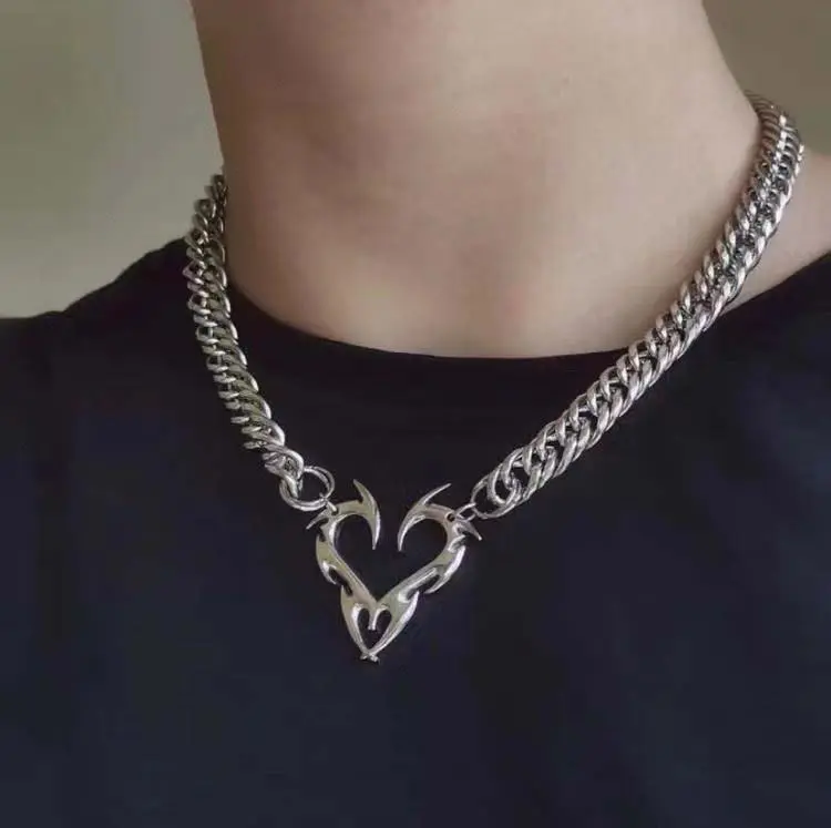 Alloy necklace flame love pendant necklace men's daily wear clavicle chain necklace gift
