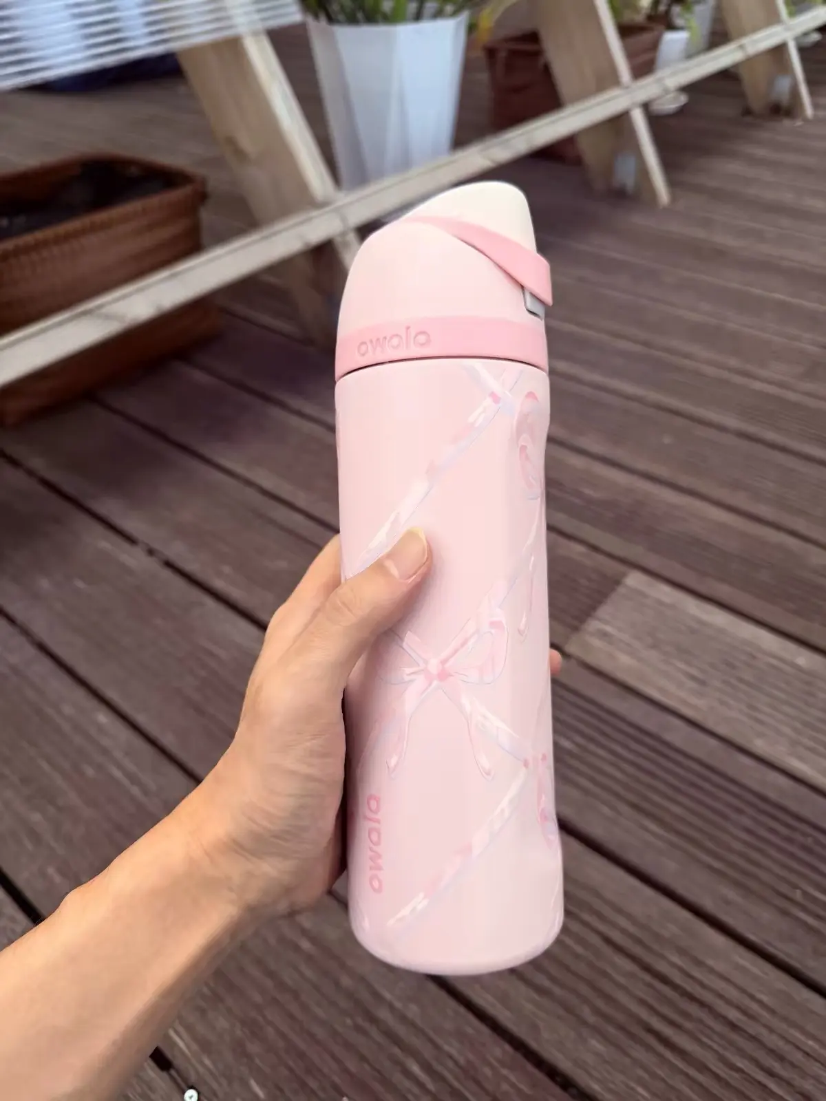 Owala Sugar Plum Fairy 24/32 Oz FreeSip Water Bottle Holiday Edition Pink,souvenir