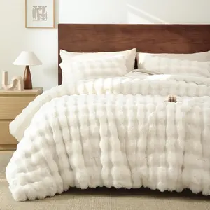 White Comforter Set  - Ultra Soft & Warm Faux  Comforter for Winter, Elegant Fluffy Comforter  Set with Pillowcases, Cozy White  Bedding Set
