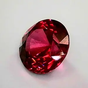 1ct Red Tourmaline VVS Oval Shape (6.8x5.1x3.7 mm) Unheated gemstone from Sri Lanka