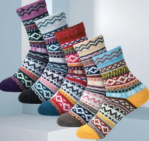 5 Pairs Socks - Soft Thick Warm Winter Knit Vintage Crew Socks for Women Men Casual Comfort - Womenswear