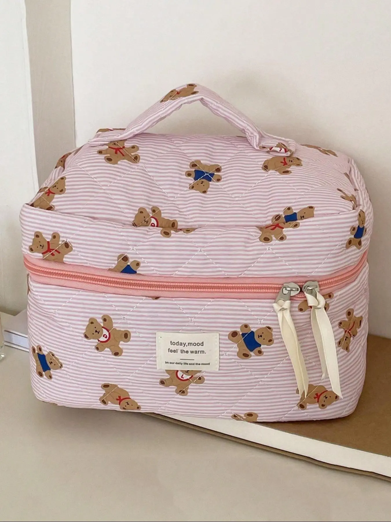 Bear Design Quilted Cosmetic Bag, Versatile Travel & Daily Use, Large Capacity Makeup Organizer Pouch, Stylish Women's Accessory, Makeup Bags