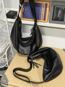New Single Shoulder PU Soft Leather Dumpling Bag, Men's Crossbody Bag, Versatile Casual Large Capacity Solid Color Women's Bag
