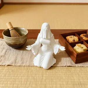 Humorous Horror Decor - Gothic "Hug Me" Ghost Figure, Spooky Desk Ornament & Party Prop, Perfect Gift for  Christmas, Birthday