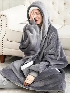 OVERSIZED SNUGGY BLANKET HOODIE