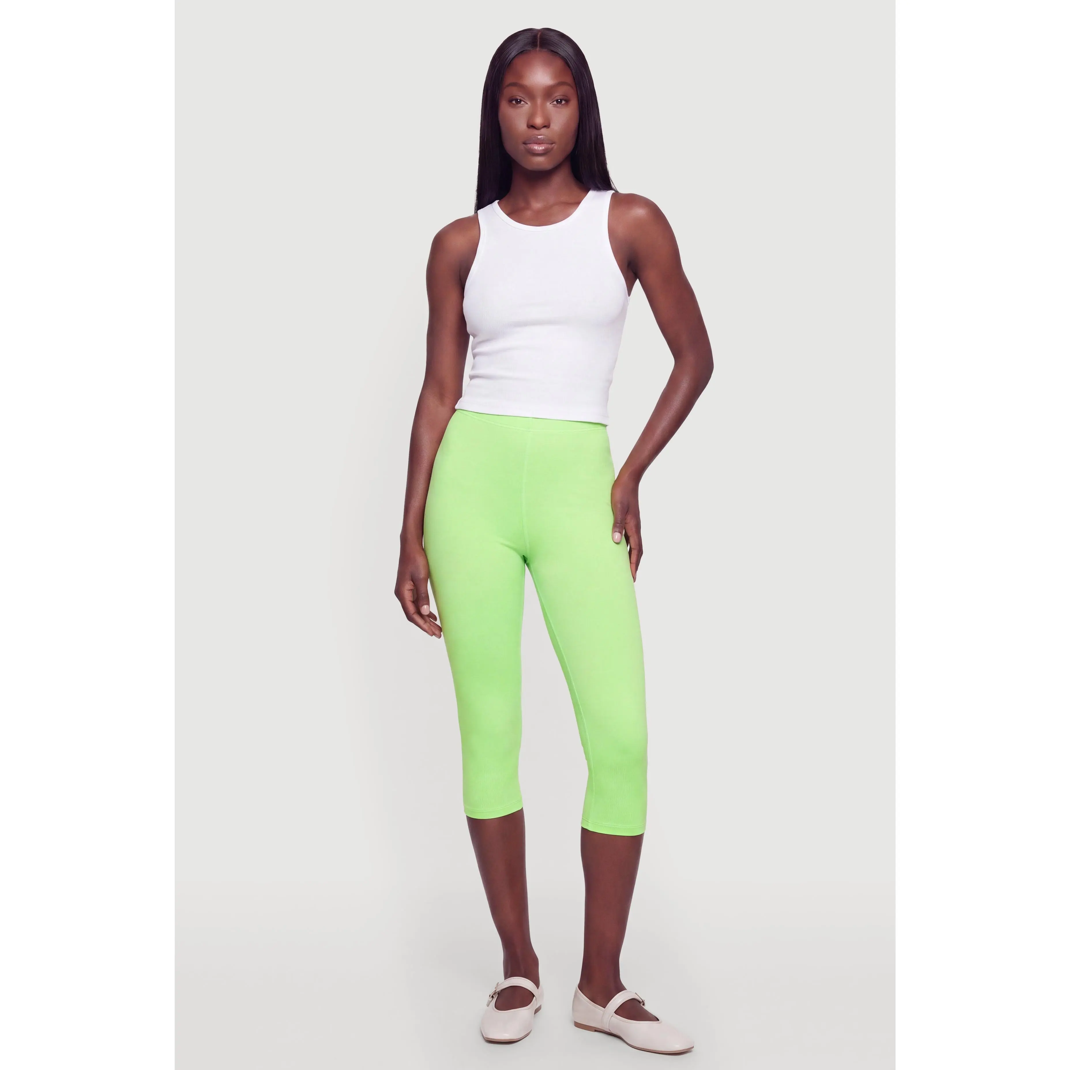 Trendy Mid Rise Capris Leggings