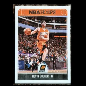 Devin Booker 2017 2018 NBA Hoops Trading Card - Phoenix Suns G Player Card