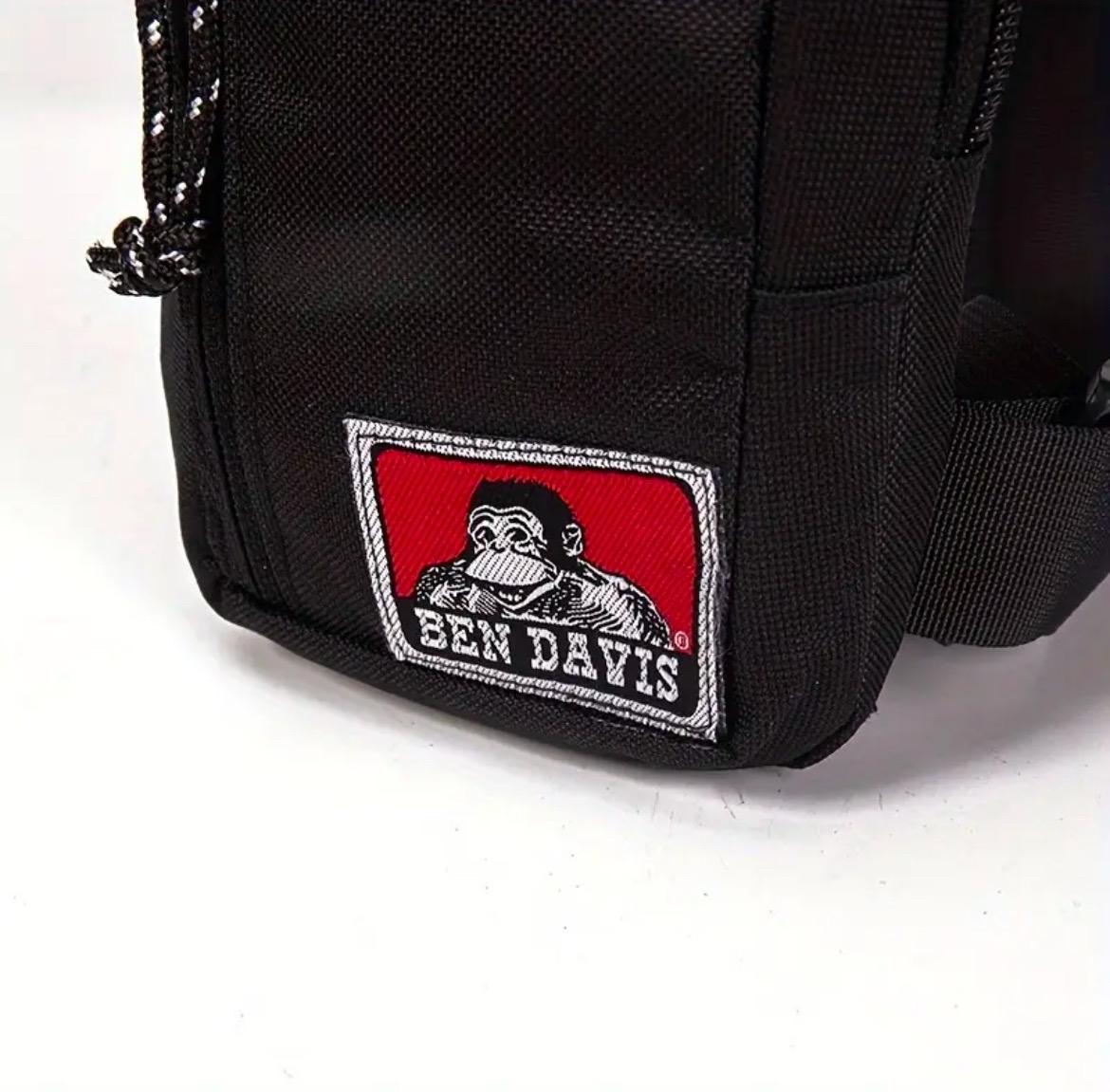 Ben Davis Men and Women's Shoulder Bag - Versatile Design for Everyday Use
