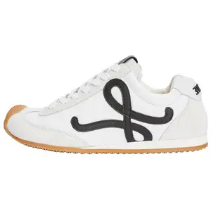 LOEWE Ballet Runner 2.0 Calfskin Round-Toe Lace-Up Trainer Low-Top Casual Shoes for Men in White Trending Shoes, House White Official Shoes to Get / Maison Mihara
