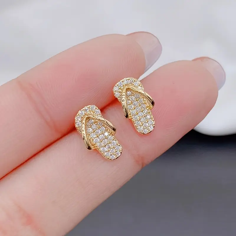 These Creative, Cute, Exquisite, And Fashionable Slipper Earrings Are a Perfect Gift Choice for Personalized And Minimalist Jewelry, Suitable for Women to Wear on Daily Occasions And Parties.