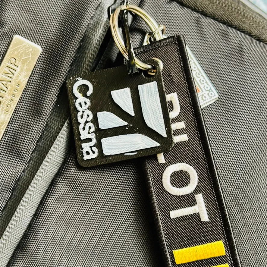 Cessna Aircraft Keychain Classic Aviation Design for Pilots Student Pilots and Aviation Lovers