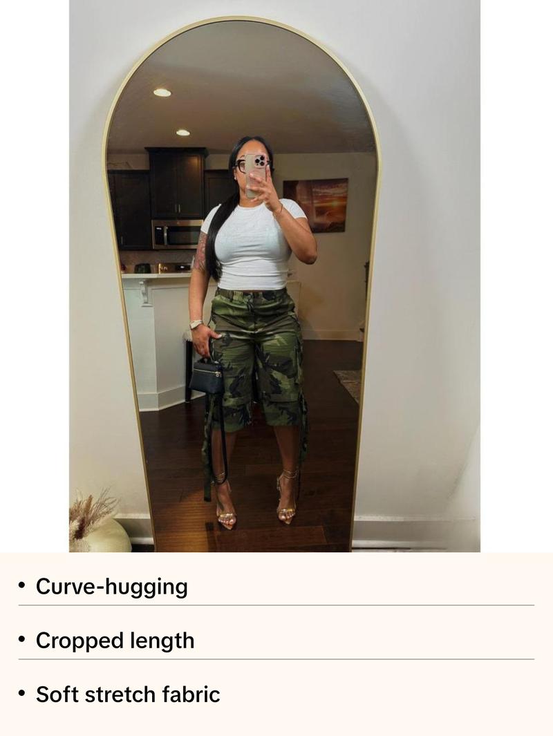 "I Love Me" Graphic Fitted Baby Tee - White Cotton Blend Cropped Top for Women's Comfortable Everyday Wear