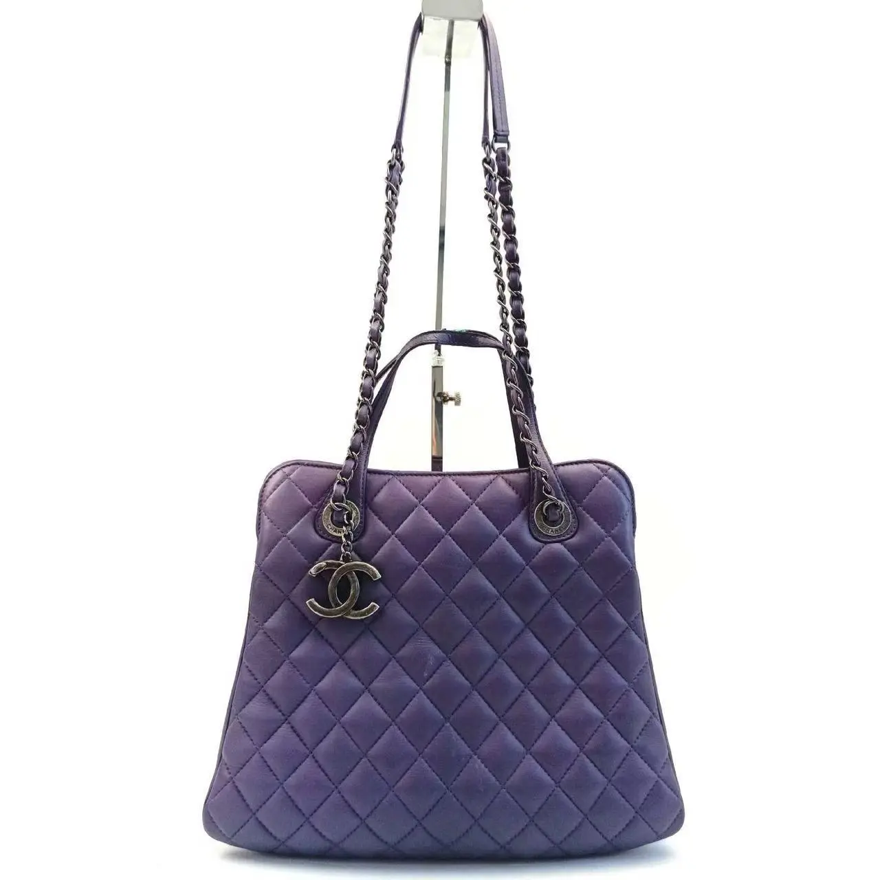 Pre-owned CHANEL Calfskin Shoulder Bags Quilted Small Tote Purple Z 1678