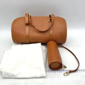 Pre-owned Louis Vuitton canvas Tote Bags LV Iconic Design High Quality Materials Versatile for Everyday & Special Occasions Elegance LV Bags