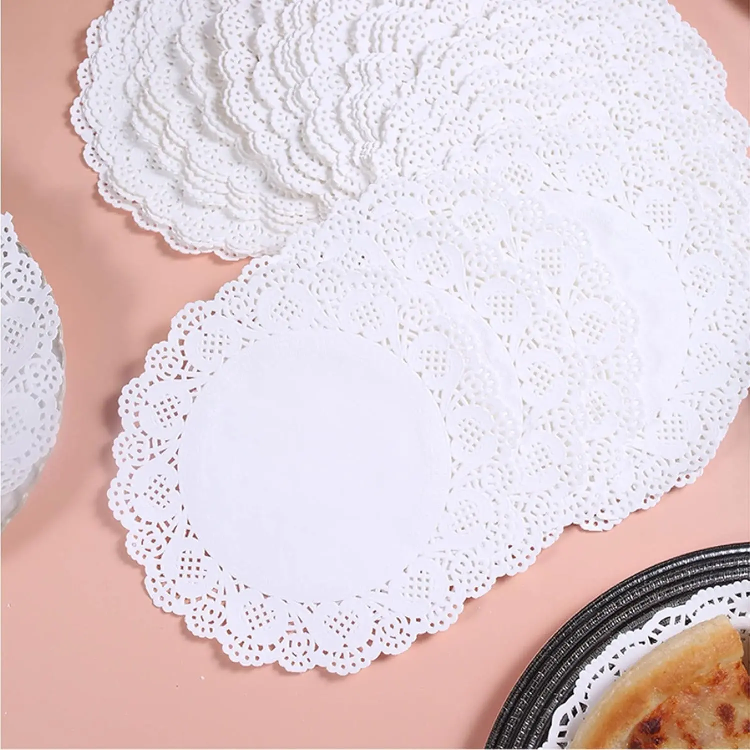 5.5-inch Round Solid White Lace Paper Placemats, 100-Pack Food Grade Biodegradable Disposable Tableware for Wedding, Cake and Dessert Plating, Easy to Use and Dispose Of