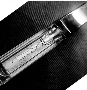 Justjaycee  Crystal Clear Lip Oil, Lipgloss. Lip moisturizer. LED Light and Mirror. Lipstick Makeup Lip Care Cosmetic