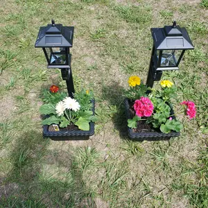 Hoodink 1/2 Pcs Solar Post Light With Planter, Room Decor For Easter Wedding Decorations, Black Post Light, 2 In 1 Outdoor Solar Post Light For Porch Front Door Patio Roadside Decoration