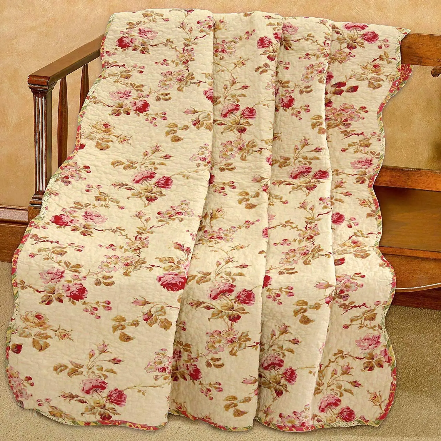 Vintage Rose Floral Style Cotton Quilted Scalloped Reversible Throw Blanket, Machine Washable Blanket
