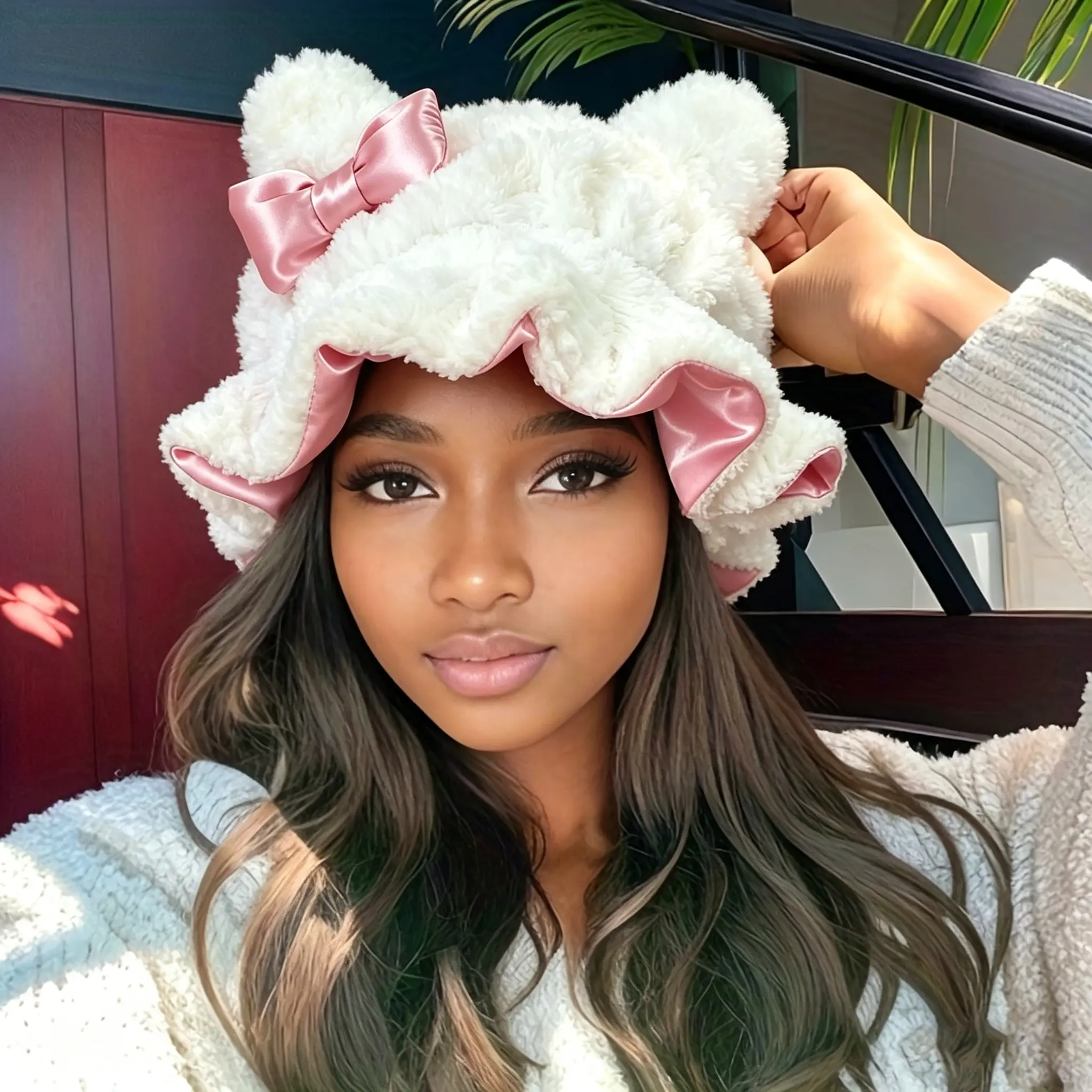 Women's White Teddy Bear Large Satin Bonnet Hat, Cute Plush 3D Texture Night Cap with Satin Lining, Adjustable Haircare Cap to Prevent Frizz and Breakage, Large Satin Bonnet Hats