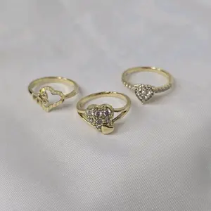 Anillos estilos corazones sencillos vir4l3s.  Gold Plated