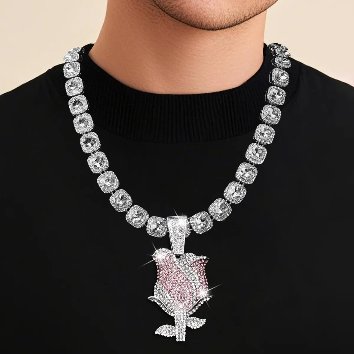 Women's Punk Hip Hop Rose Pendant Necklace, An Urban Street Style Necklace Suitable for All Seasons, A Festive Accessory—a Hip Hop Style Necklace Perfect for Everyday Wear, Parties, and Holidays.