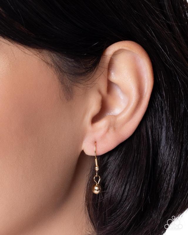 A single rose orange necklace