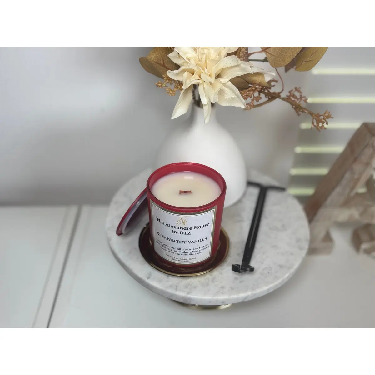 Strawberry Vanilla | 8 oz Signature Candle