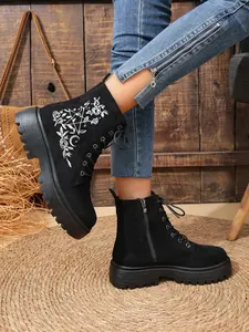 Women's Soft Casual Ankle Boots, Comfortable Outdoor Motorcycle Boots, Elastic Slip-On Design, Lightweight Fashion Style, Trendy Look