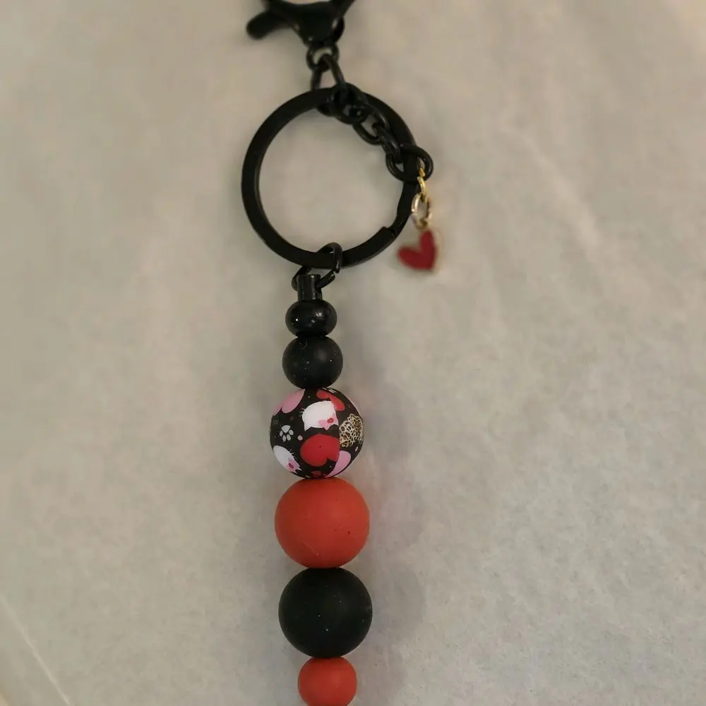 Unisex Compact Anti-Rust Keychain with Practical Split Ring, Fashion Accessory for Daily Use