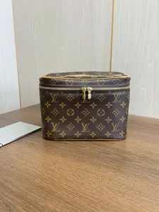 Pre-owned Louis Vuitton coated canvas Toiletry Bags LV Nice bb Vanity Cosmetic Bag 【BF 12Z】 KY02709