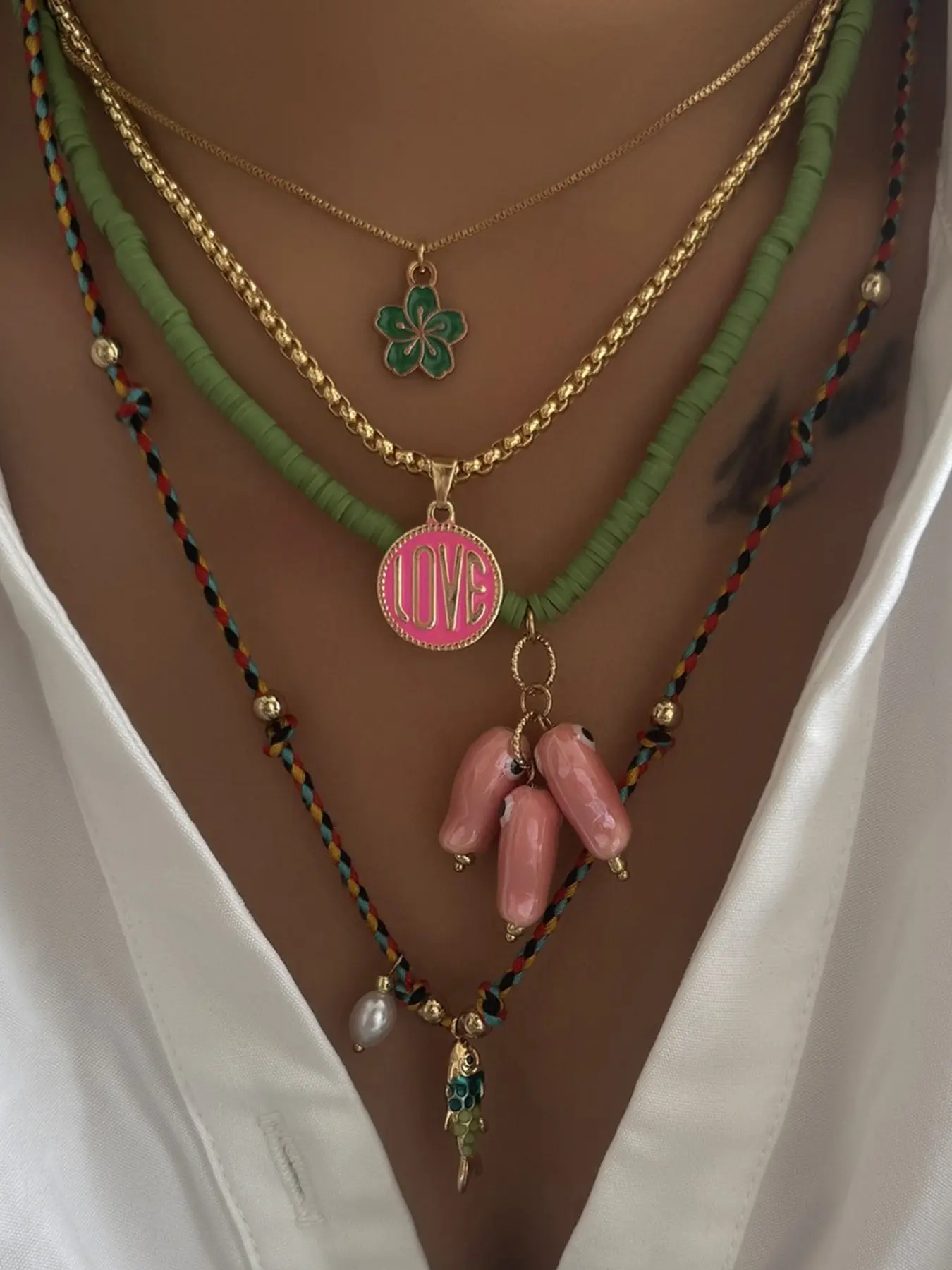 Bohemian Ceramic Fish Round Pendant Necklace Set, Handmade Knitted Multi-Piece Jewelry, Floral Design, 4 Piece Set, Boho Style Necklace