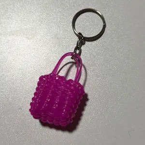 Mexican Keychain Handmade -  Keychain for All Seasons in Recycled Plastic - llavero bolsita plástico reciclado - hecho a mano en México