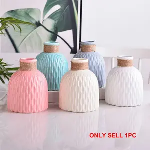 Wavy Pattern Plastic Vase, 1 Count Modern Flower Arrangement Vase, Imitation Porcelain Flower Vase, Home Decoration Supplies for Living Room Bedroom, Decorative Vase