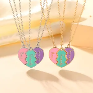Best Friends Forever Magnetic Heart Necklace for 3 – BFF Matching Friendship Pendant Necklace Set, Cute Puzzle Heart Jewelry Gift for Best Friends Girls Birthday Christmas