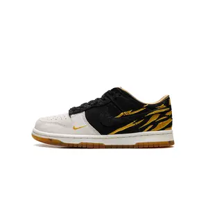 Dunk Low GS "Year of the Tiger (2022)" DQ5351 001