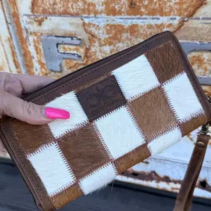 Checkered Cowhide Womens Wallet Wristlet Trendy