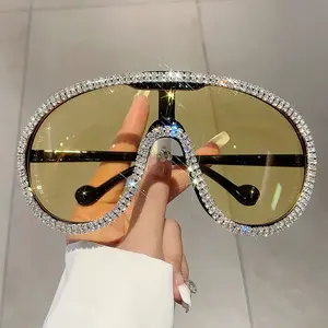 Oversized One Piece Pilot Sunglasses Women Vintage Big Frame Diamond Crystal Detail Fashion Eyewear Outdoor Travel Party UV400 Protection
