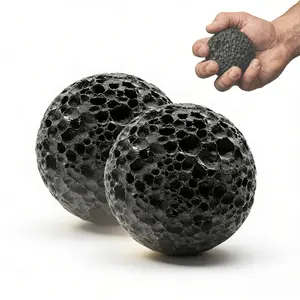 Hand Callus Ball Moon Shape Grip Trainer, Skin Adjustment Stress Relief Toy, Anti-Sweat Callus Formation Tool for Strength Training