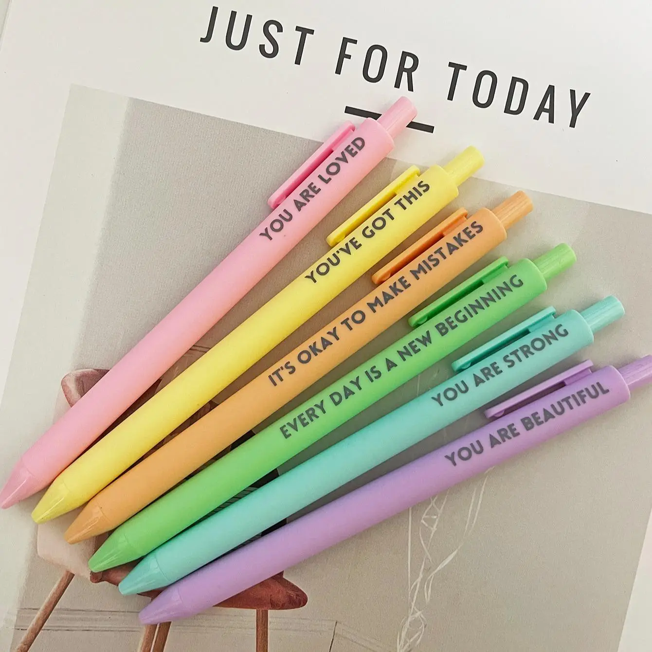 Motivational Inspirational Encouraging Pen, 6 Counts Retractable Happy Positive Pens, Colorful & Cute Pens for Journaling, Writing Supplies