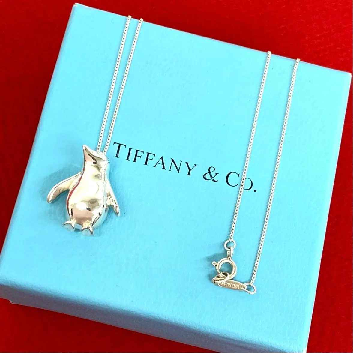 Pre-owned Tiffany & Co. Sterling Silver 925 (Ag925) Small Leather Goods Tiffany&Co. Silver Penguin Necklace