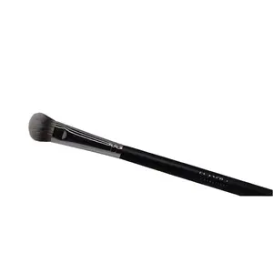 Slanted Concealer Brush