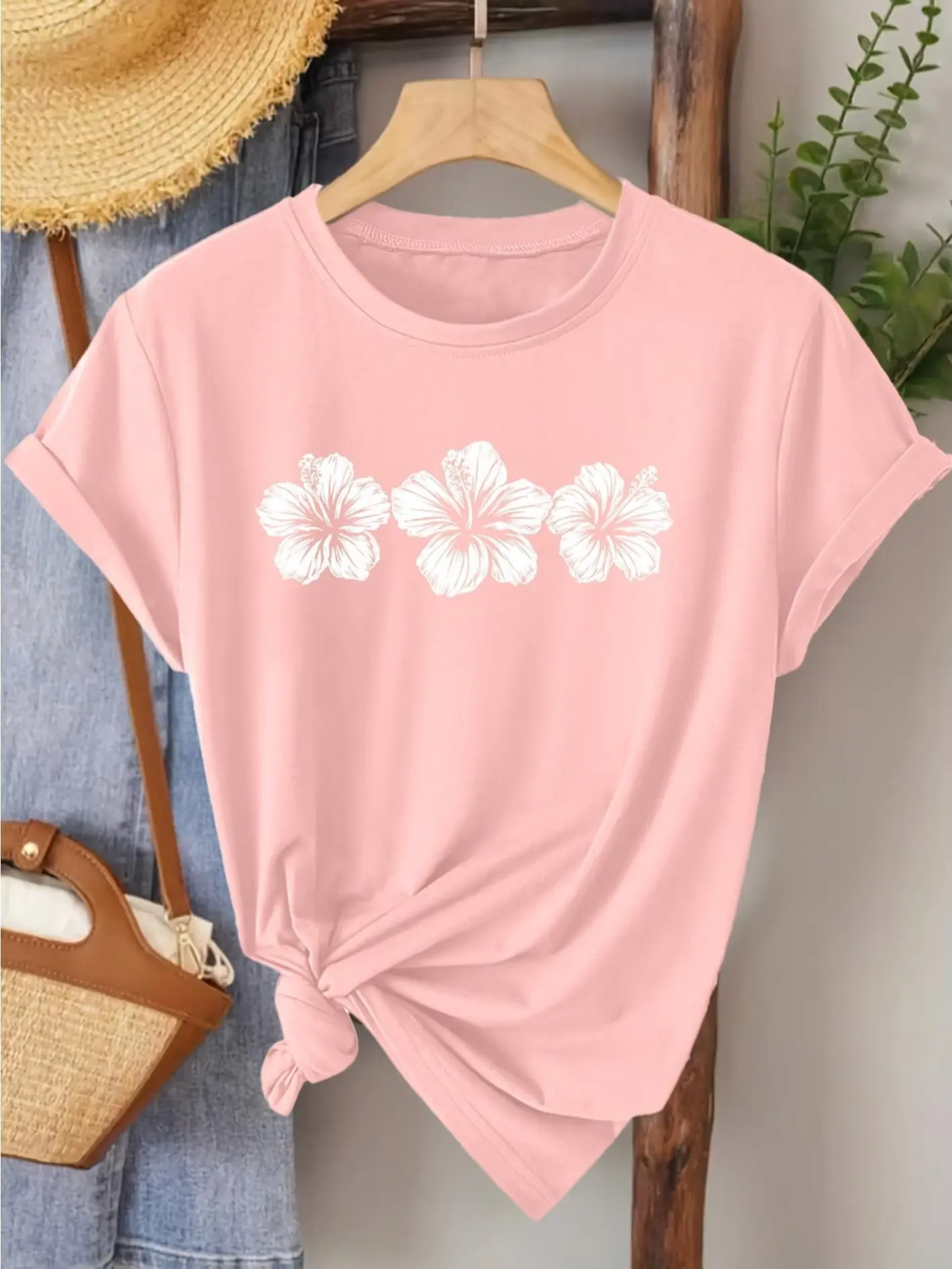 Women's 100% Cotton Short-Sleeve Crew Neck Top Shirt - White Hibiscus Tropical Floral Graphic T-Shirt, Soft Loose Medium-Length Casual Summer Beach Daily Gift for Women, Shortsleeve