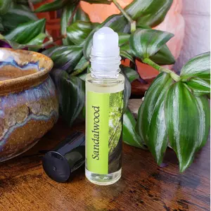 Sandalwood Perfume | Roll-on Perfume Oil | Warm Woody Unisex Fragrance Oil