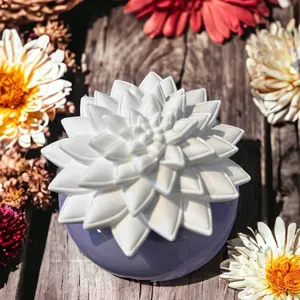 Chrysanthemum Porcelain Diffuser