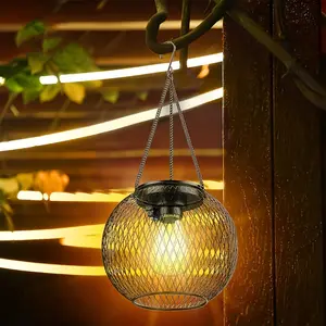 Outdoor Hanging Solar Lantern, Vintage Pendant Light, Outdoor Garden Patio Decorative Light, Solar Light for Patio Garden Decorative Lighting