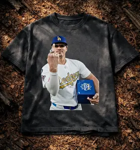 Comfort Colors Kike Hernandez Shirt, Vintage Kike Hernandez World Champs 2025, Kike Hernandez Middle Finger Baseball Graphic Tee