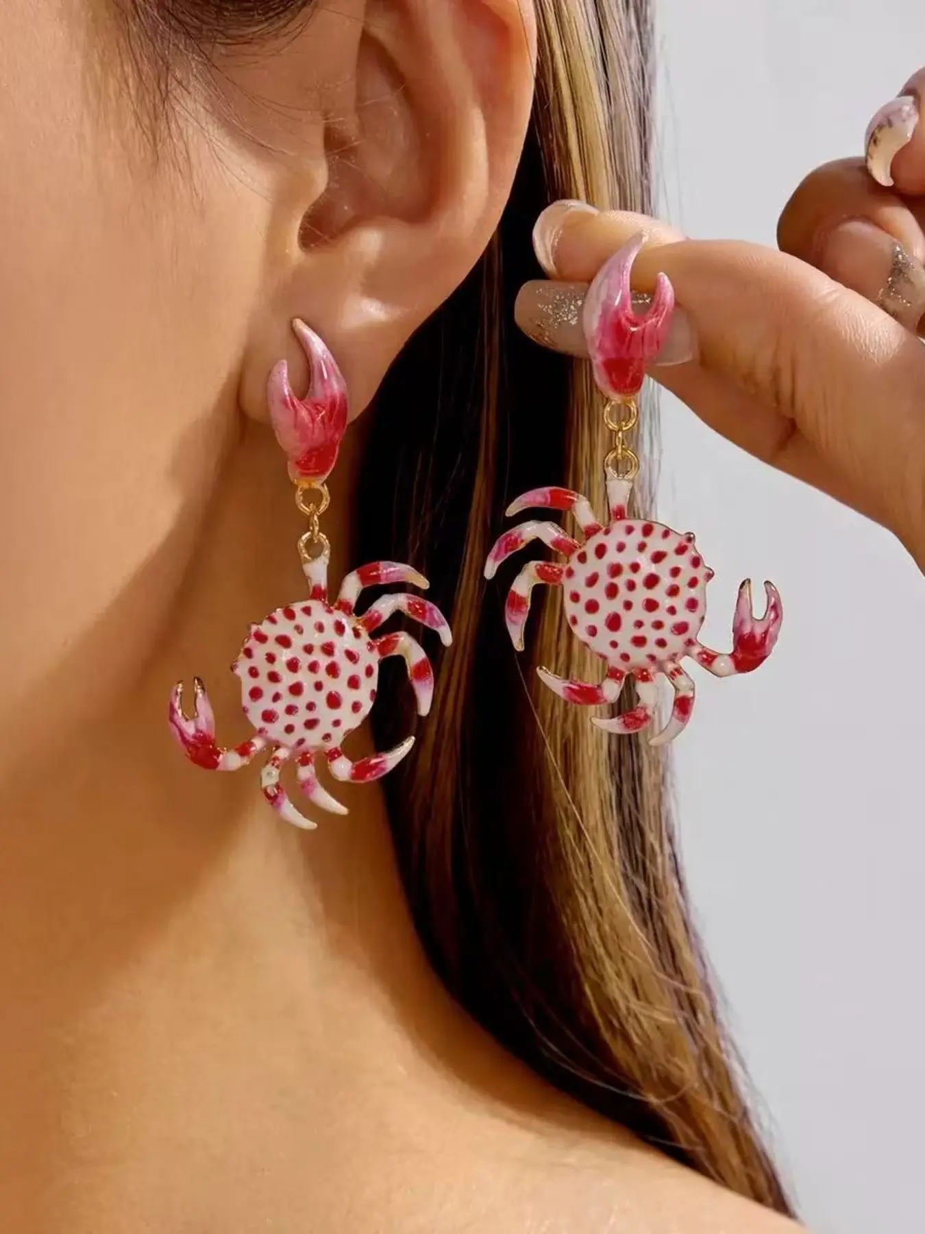 Cute Boho Dangle Crab Earrings for Women, Unique Summer Beach Jewelry, Exaggerated Ocean Animal Drop Earrings, Trendy Bohemia Accessory, Statement Earrings, Beachy Earrings, Dangling Earrings